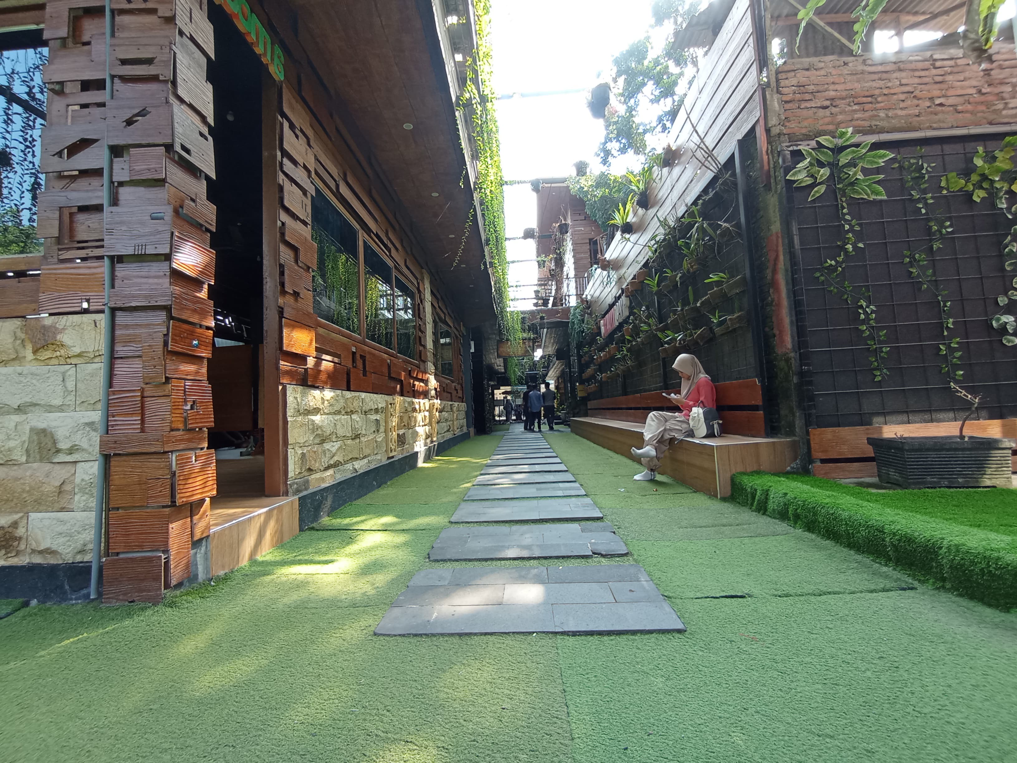 Lulusan NHC Siap Kerja